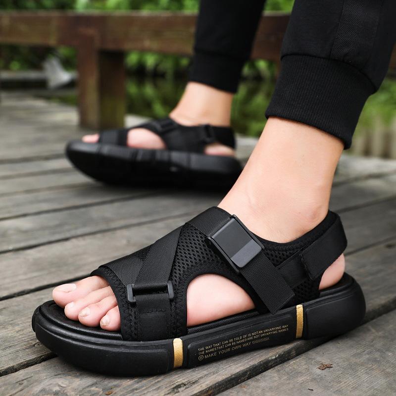Men Outdoor Comfortable Breathable Sandals